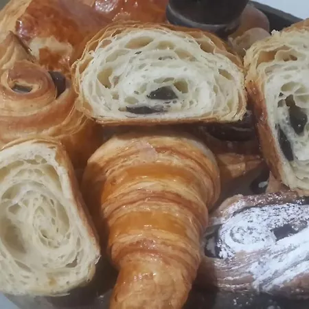 Nocleg ze śniadaniem Le Magnoux Peaceful Retreat *