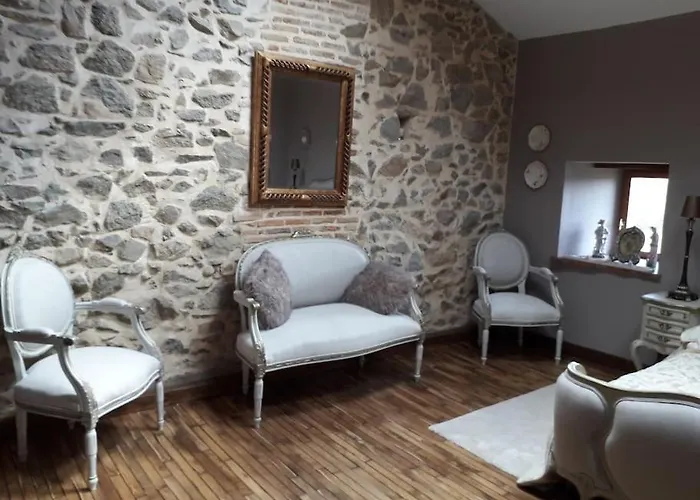 Bed & Breakfast Le Magnoux Peaceful Retreat