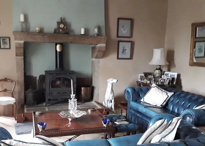 Le Magnoux Peaceful Retreat Bed & Breakfast Amailloux